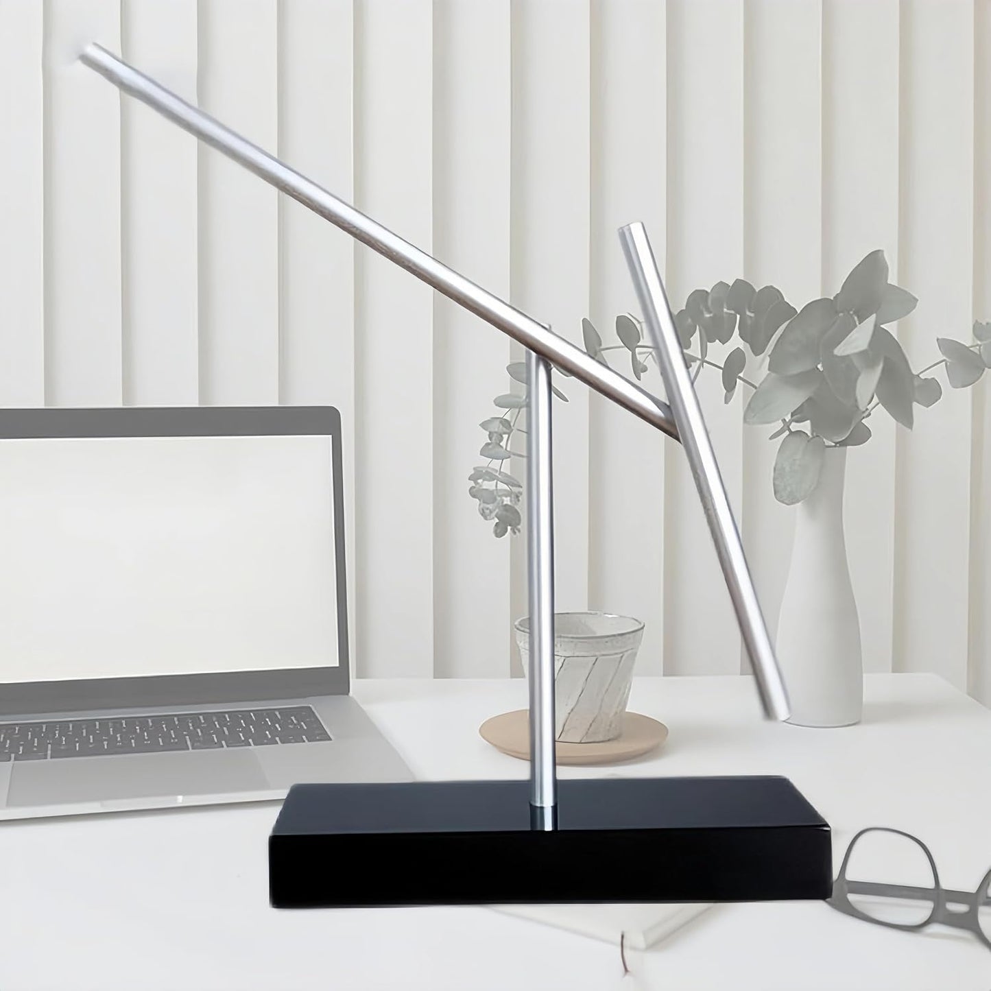 CulinaryEdge Kinetic Energy Sculpture Pendulum Ornament Desktop Pendant Silent Metal Desk Toy Chaotic Pendulum Battery Powered Desktop Decor for Office Home