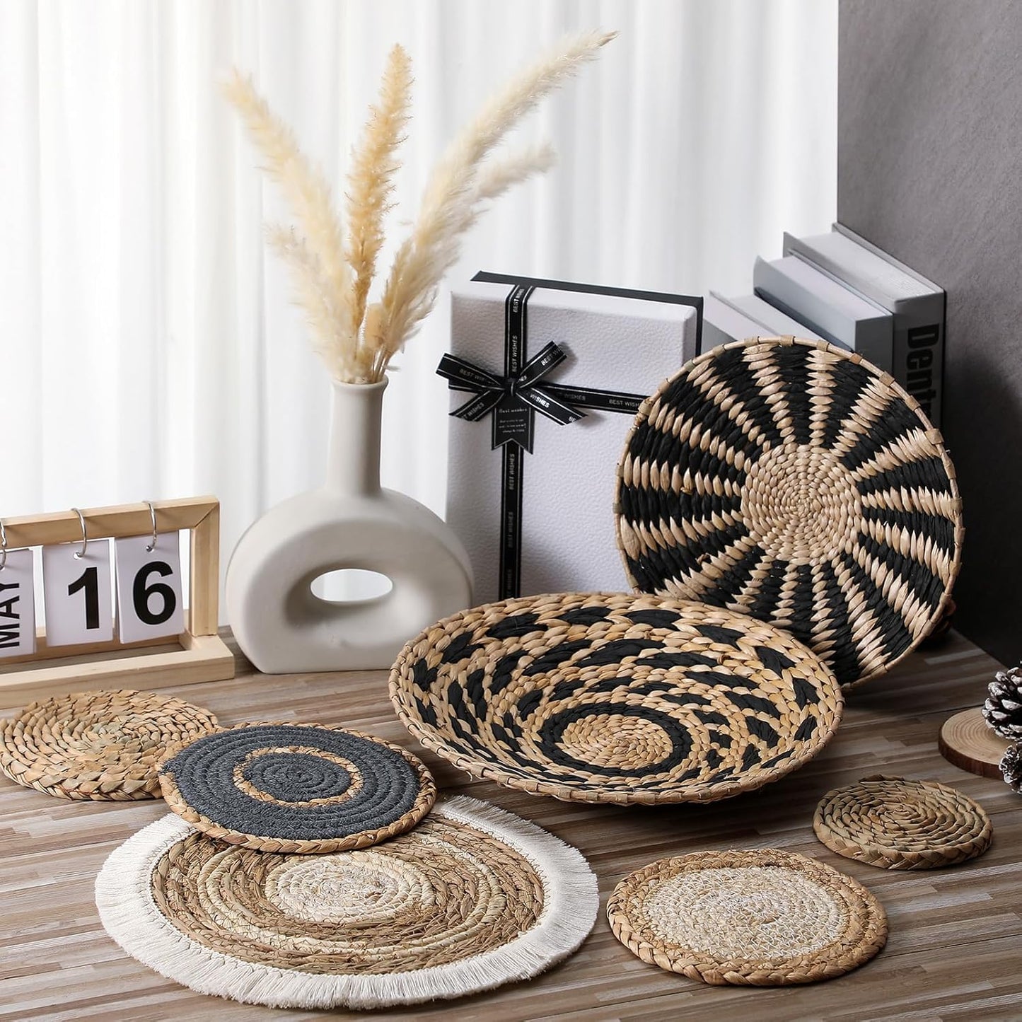 CroBlissful 7 Pcs Boho Wall Baskets Woven Seagrass Round, Classic